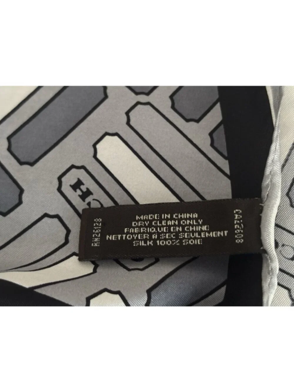 Vintage Coach Silk Scarf Square 21” Grey Black White Geometric Design Neck